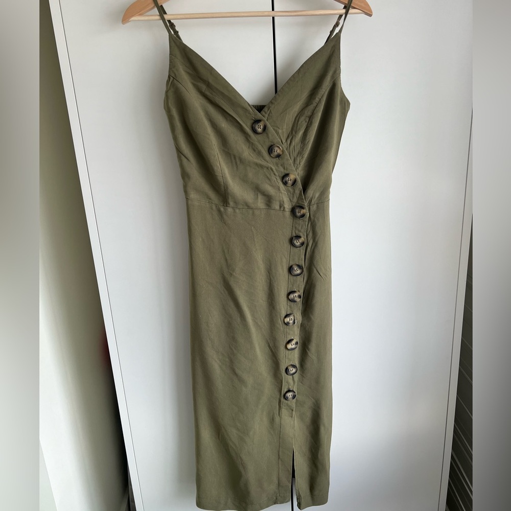 Green Dress- adjustable strap- Buttoned at front